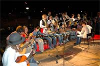 Festival tradicional e radical