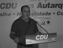 CDU confia na subida