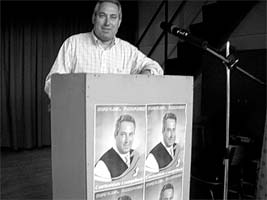 Rodrigo resiste aos comunicados