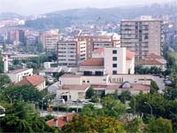 Berta Nunes contesta encerramento das maternidades