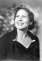 Actriz centenária dá nome a auditório