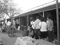 70 expositores na Famidouro