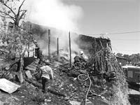 Incêndio desaloja família