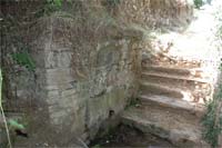 Fonte secular com maus acessos