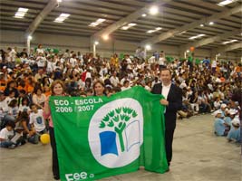 Escolas de Macedo recebem bandeira verde