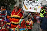 Mascarados desfilam em Bragança