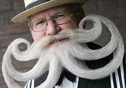 Bigodes de Miranda do Douro voltam a encontrar-se para jantar