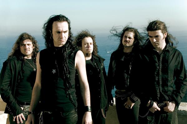 Vozes dos Moonspell, Gift e Plaza cantam Amália
