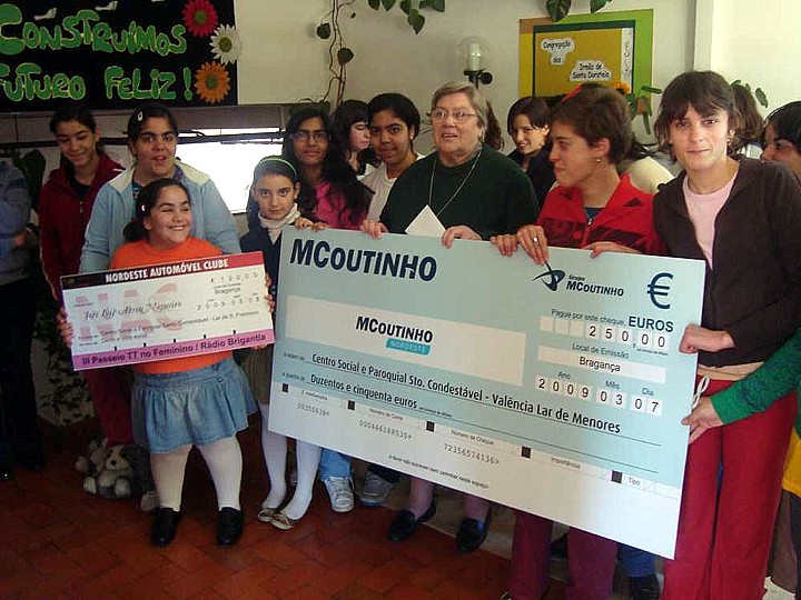 NAC entregou donativo ao Lar de S. Francisco
