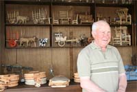 Artesãos nas ruas de Macedo