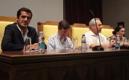 Rui Moreira defende que regionalização ajuda a lutar com armas iguais contra centralismo de Lisboa