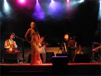 Música tradicional enche Praça das Eiras