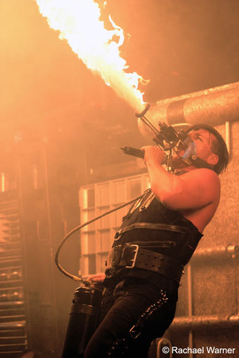 Rammstein: teledisco de “Pussy” é mini-filme pornográfico [veja aqui]