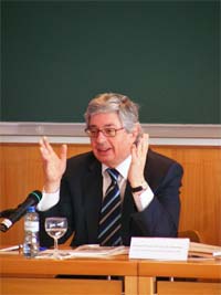 Rui Pereira reúne governadores civis