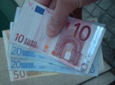 Idoso burlado em 500 euros