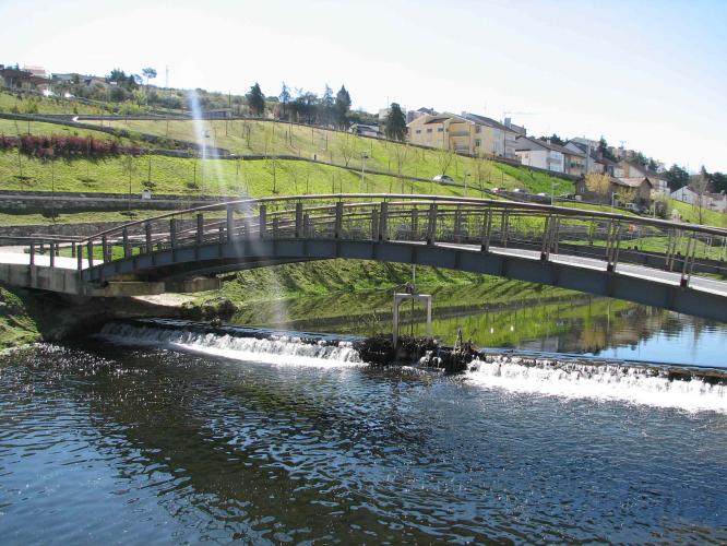Projecto ambiental quer recuperar rio Fervença