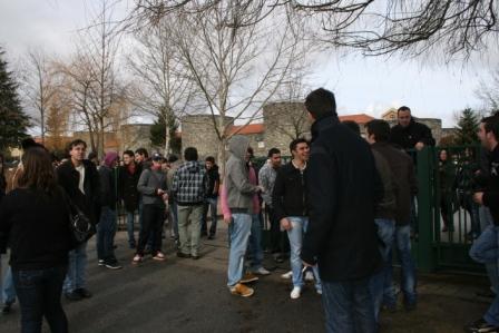 Alunos de escola profissional de Bragança fizeram greve por falta de aquecimento