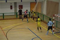 Vitória em casa relança esperança