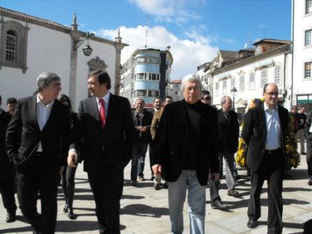 Passos Coelho defende IP2 e IC5