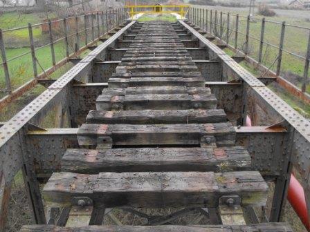 REFER fecha acesso a ponte ferroviária desactivada