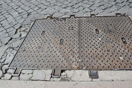 Barulho de caixas das telecomunicações desespera moradores do centro da cidade