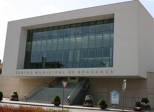 Escolas regressam ao Teatro Municipal de Bragança