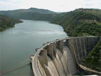 Mogadouro abandona associações