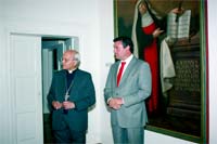 Bispo visita arte sacra de Macedo