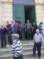 Movimento apoia padre