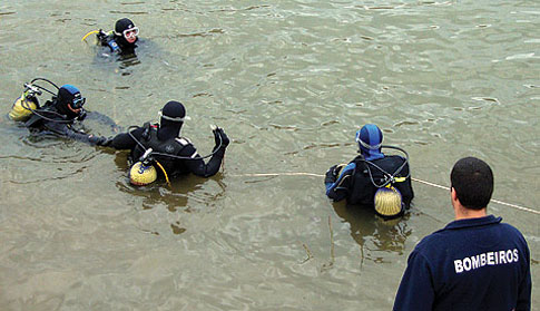 Mãe de Leandro ainda espera apuramento de responsabilidades dois meses depois