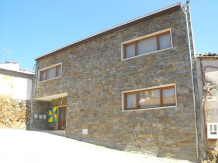 Junta inaugura sede com serviço de correios