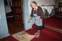 Habitantes reclamam obras na igreja matriz