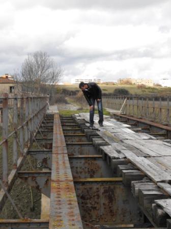 REFER em contradição sobre demolição da ponte ferroviária da Coxa