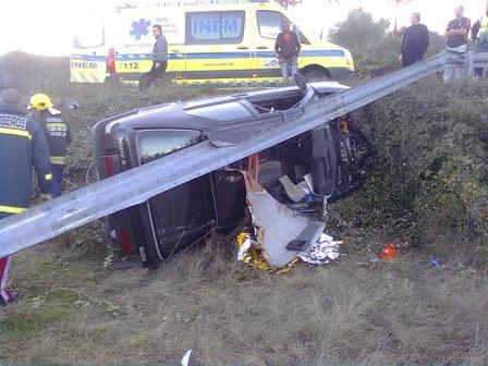 Acidente em Torre de D. Chama faz dois feridos