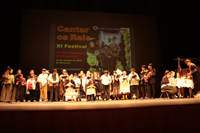 Teatro canta os Reis