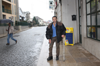 Deficiente sobrevive sem rendimentos em casa degradada