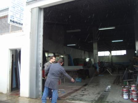 Mais de cinco mil euros de prejuízos em três assaltos na mesma noite em Bragança