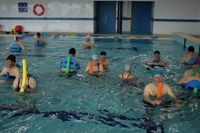 Hidroginástica dá saúde a idosos da Santa Casa