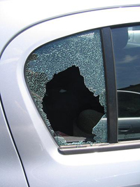 Onda de assaltos a viaturas em Macedo