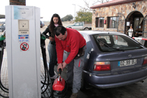 Corrida aos combustíveis em Espanha