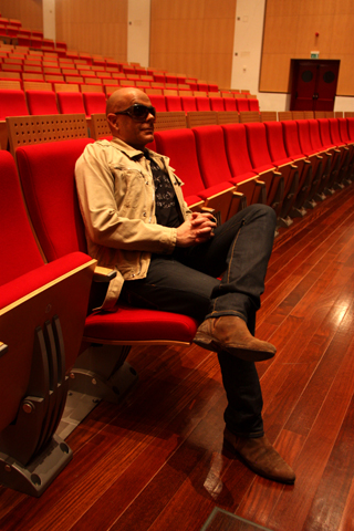 Panorama musical “inundado de lixo”