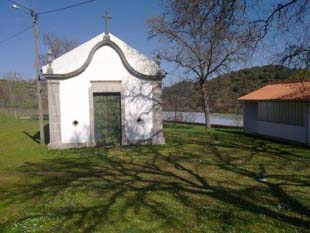 Santuário de Vila Nova assaltado