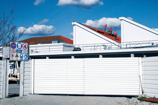 Obras com atraso de um ano