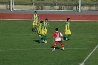 Macedo sobe para sexto