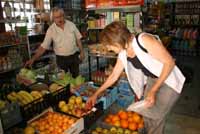 Mercearias resistem à crise