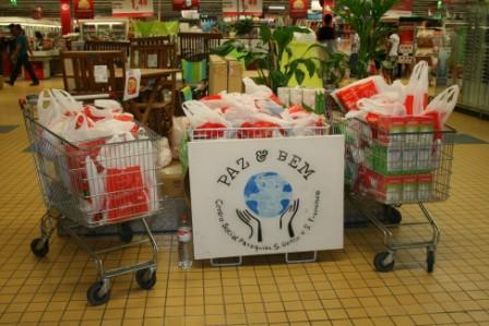 Centro social recolhe uma tonelada de alimentos