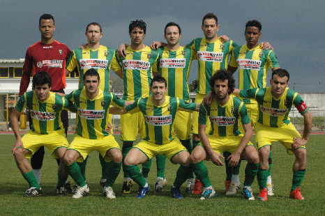 Benbadé para o ataque do Macedo