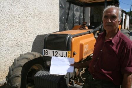 Agricultor obrigado a pagar portagem de tractor que nunca saiu da aldeia