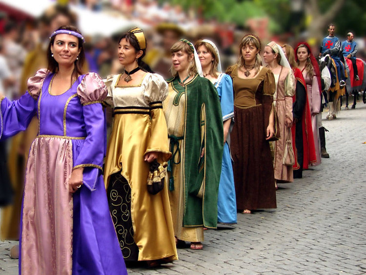 Loja de vestuário medieval já abriu