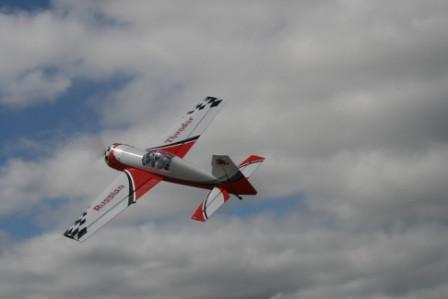 Aficionados do aeromodelismo juntam-se em Bragança